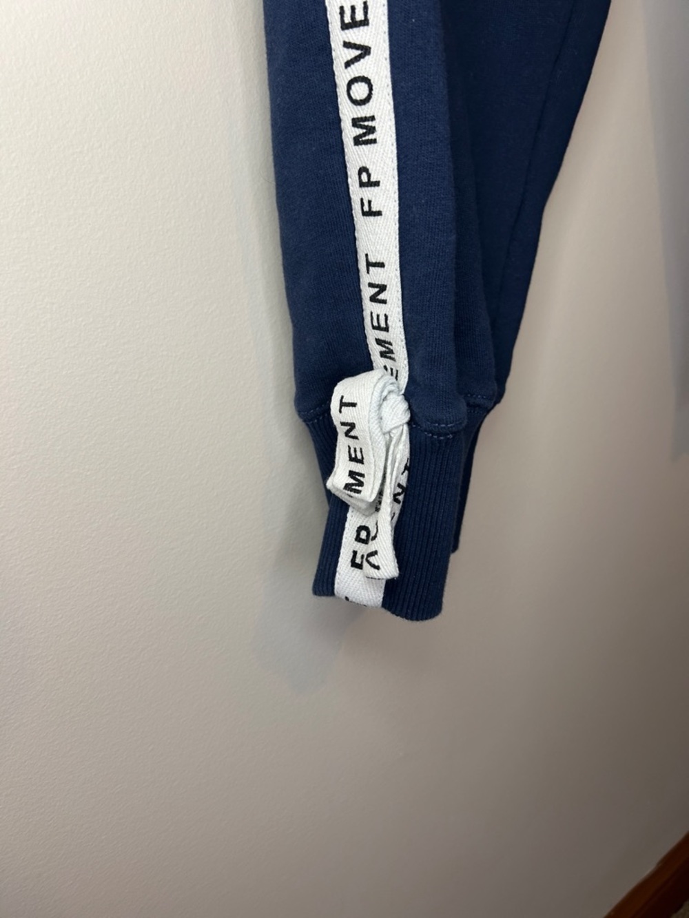 Free People Movement Navy Logo Tape Joggers FP Movement Sweatpants Size Small - Picture 5 of 7